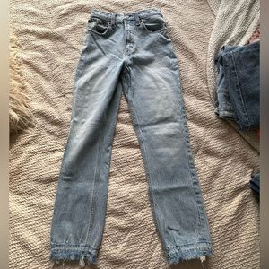 Abercrombie and fitch high rise mom jeans